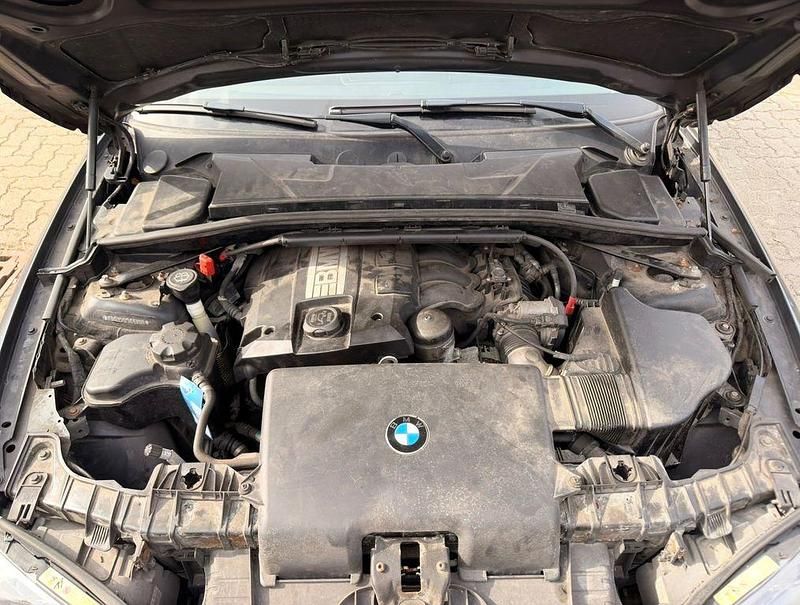 Gebraucht BMW 116 122 PS (89 kW) 2008 Grau Kleinwagen