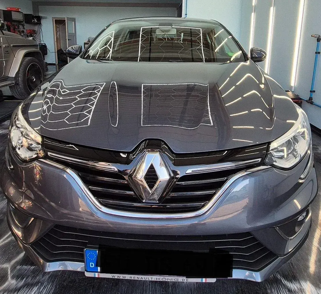 Gebraucht Renault Mégane Experience 101 PS (74 kW) 2016 Grau Limousine