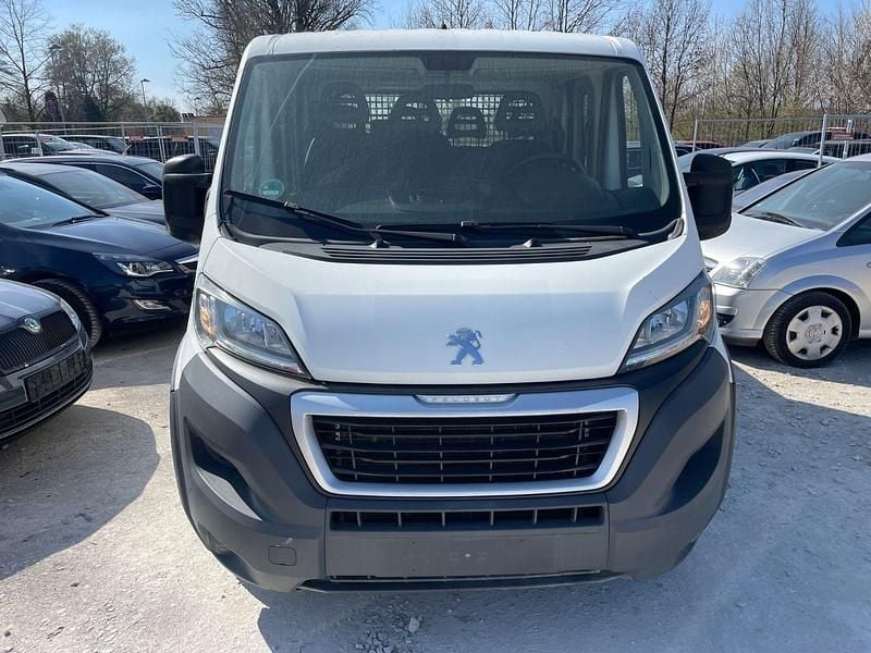 Weiß Gebraucht 2017 Peugeot Boxer Van | 11.990 € (Superpreis) - Bild 1/4
