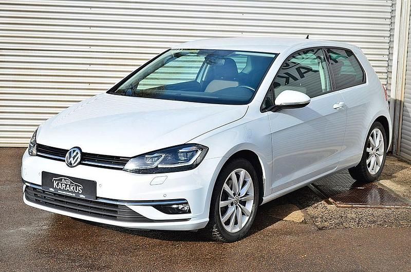 Gebraucht VW Golf VII Active 150 PS (110 kW) 2018 Silber Limousine