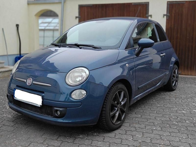 Gebraucht Fiat 500 Lounge 86 PS (63 kW) 2012 Blau Kleinwagen