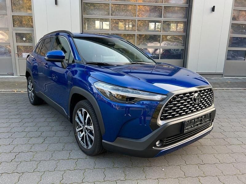 Blau Neu 2025 Toyota Corolla Cross Comfort SUV | 29.970 € (Guter Preis) - Bild 1/4