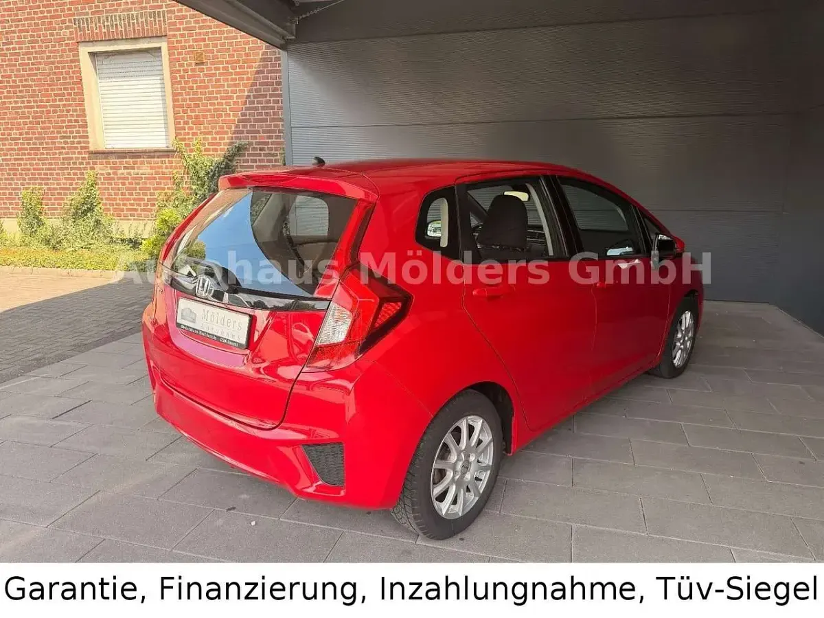 Gebraucht Honda Jazz Trend 102 PS (75 kW) 2018 Rot Kleinwagen