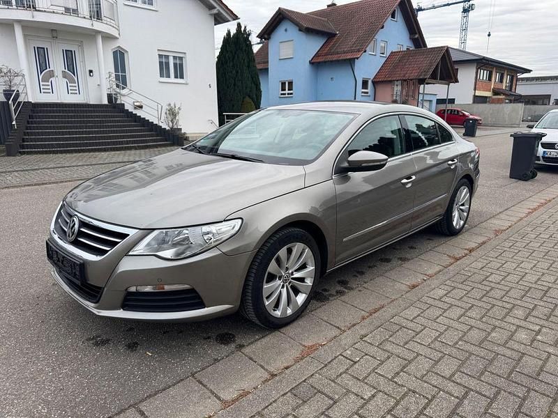 Gebraucht VW Passat Basis 160 PS (117 kW) 2008 Braun Limousine