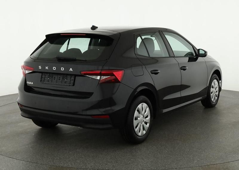 Neu Skoda Fabia Selection 95 PS (69 kW) 2025 Black magic perleffekt Kleinwagen