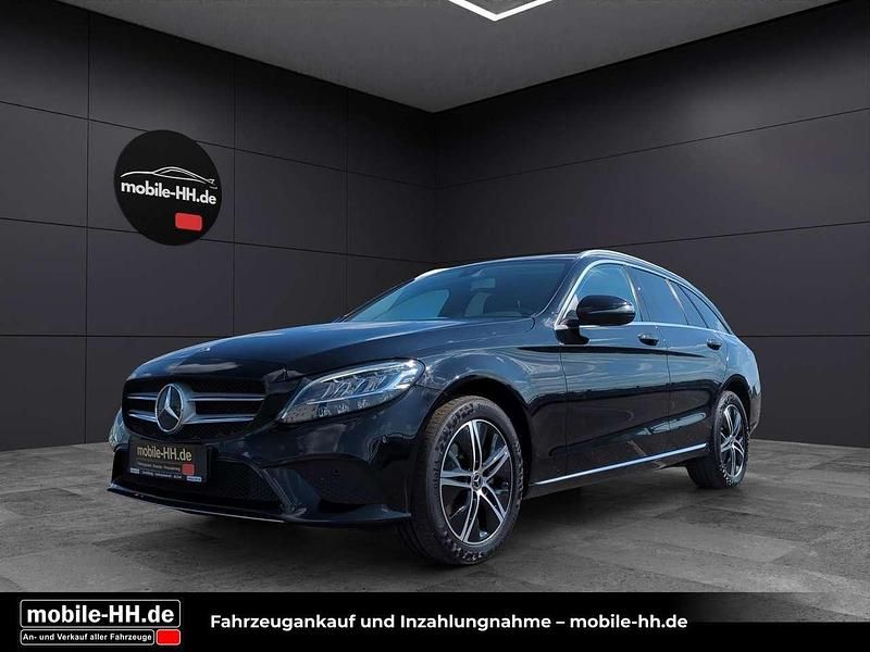 Schwarz Gebraucht 2020 Mercedes C220 Avantgarde Kombi | 20.990 € (Superpreis) - Bild 1/4