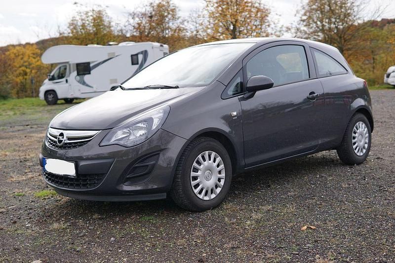 Grau Gebraucht 2014 Opel Corsa Energy Kleinwagen | 6.200 € (Etwas zu teuer) - Bild 1/4