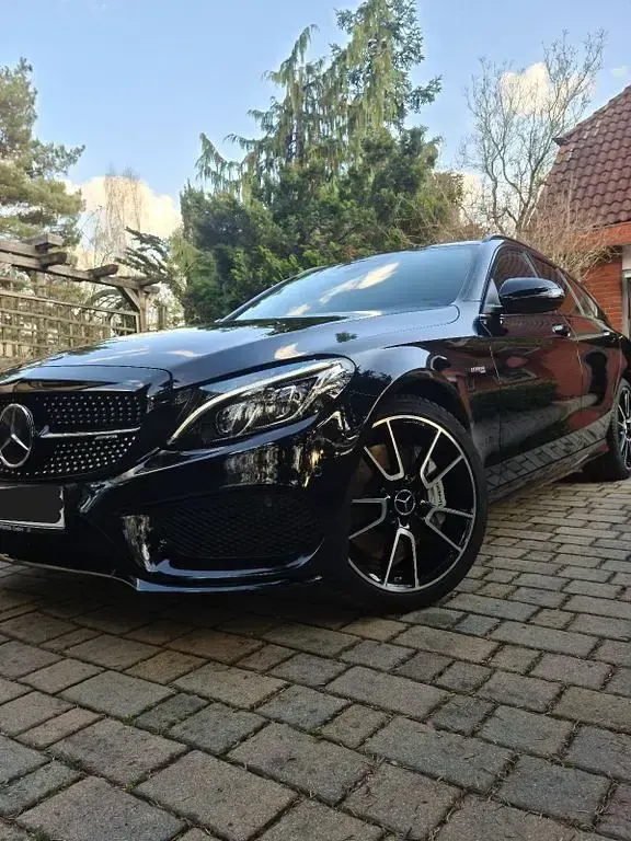 Gebraucht Mercedes C43 AMG AMG 367 PS (269 kW) 2017 Schwarz Kombi