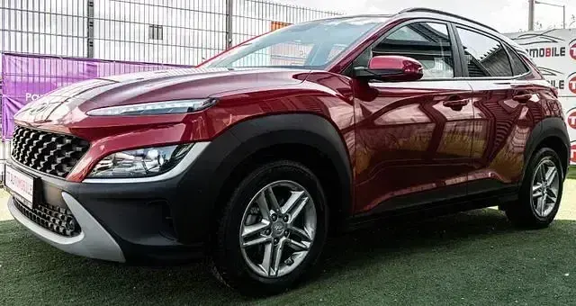 Gebraucht Hyundai Kona Pure 120 PS (88 kW) 2022 Rot SUV