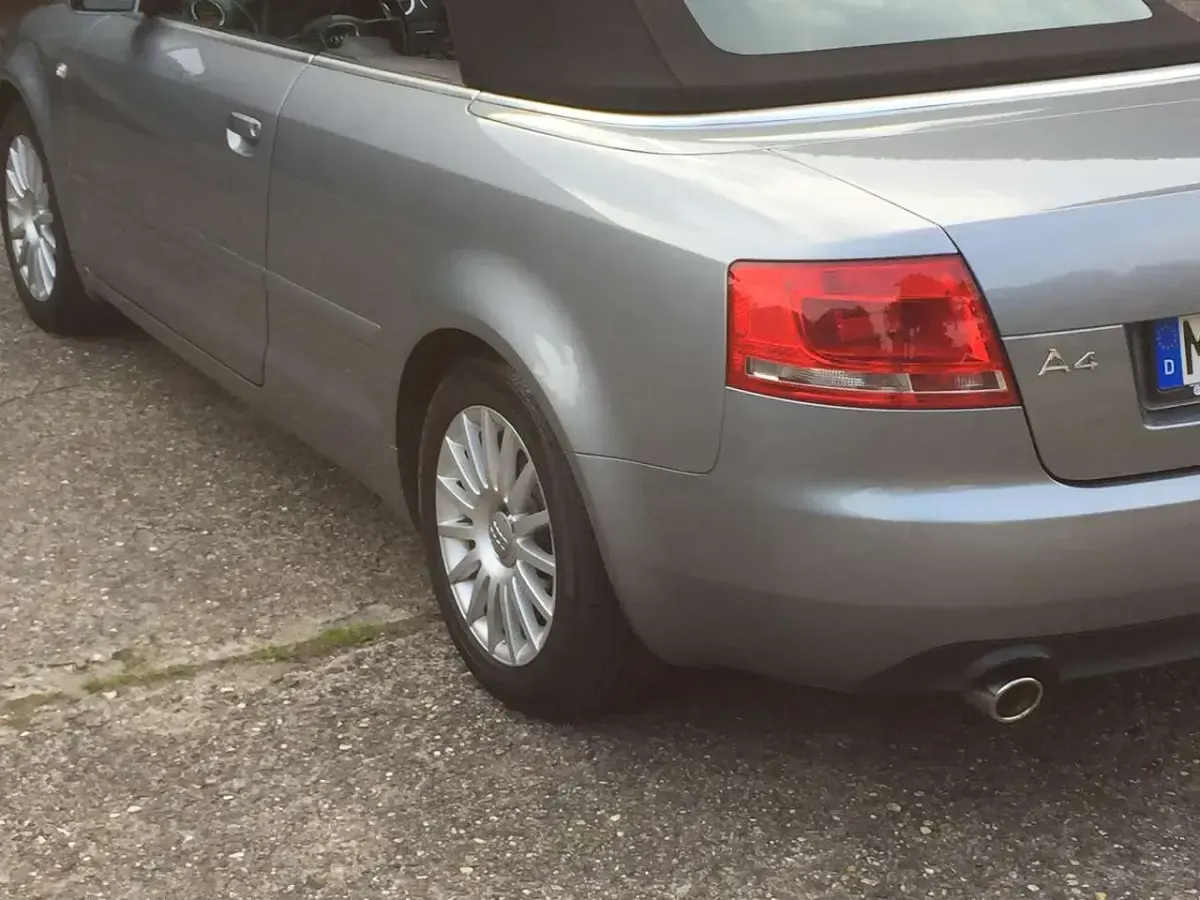 Gebraucht Audi A4 Cabriolet 163 PS (119 kW) 2006 Grau Cabrio