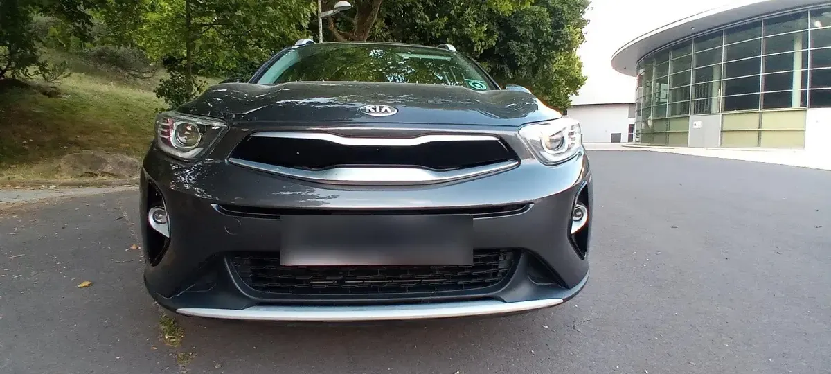 Gebraucht Kia Stonic Silver 84 PS (61 kW) 2019 Grau SUV