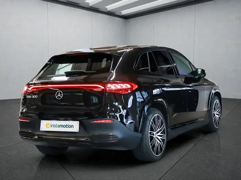 Gebraucht Mercedes EQE300 180 kW (245 PS) 2025 Schwarz Limousine