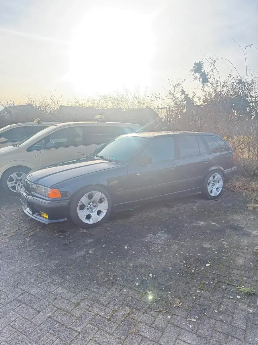 Gebraucht BMW 328 193 PS (141 kW) 1995 Kombi