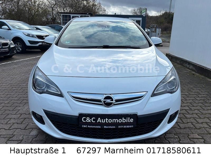 Gebraucht Opel Astra GTC Basis 136 PS (100 kW) 2015 Weiß Coupé