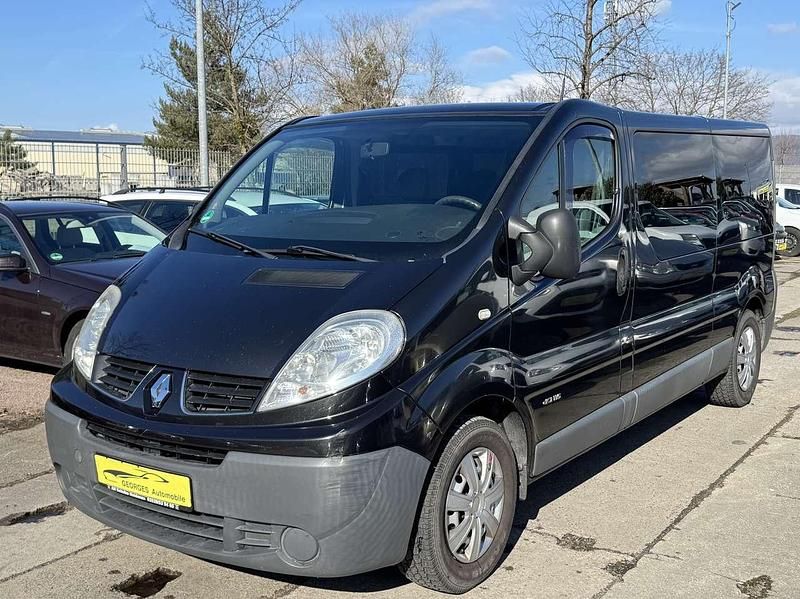 Gebraucht Renault Trafic 114 PS (83 kW) 2008 Schwarz Van / Kleinbus