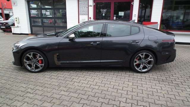 Gebraucht Kia Stinger GT 366 PS (269 kW) 2020 Schwarz Kleinwagen