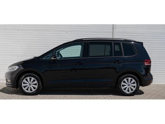 Gebraucht 2024 VW Touran Highline Van / Kleinbus | 41.990 € (Teuer) - Bild 1/1