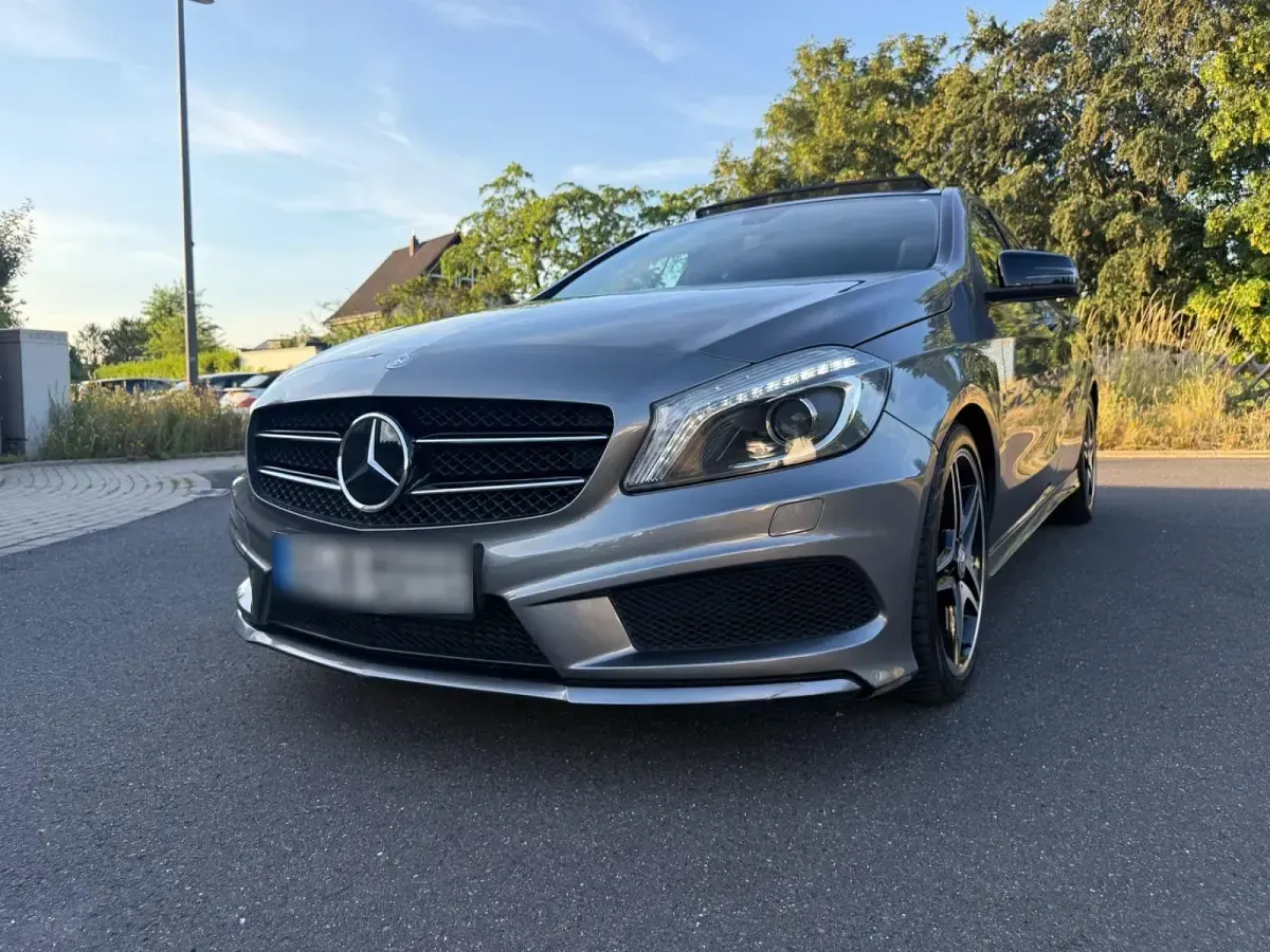 Gebraucht Mercedes A200 AMG 156 PS (114 kW) 2012 Grau Kleinwagen