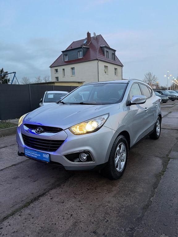 Gebraucht Hyundai ix35 Style 135 PS (99 kW) 2011 Silber SUV