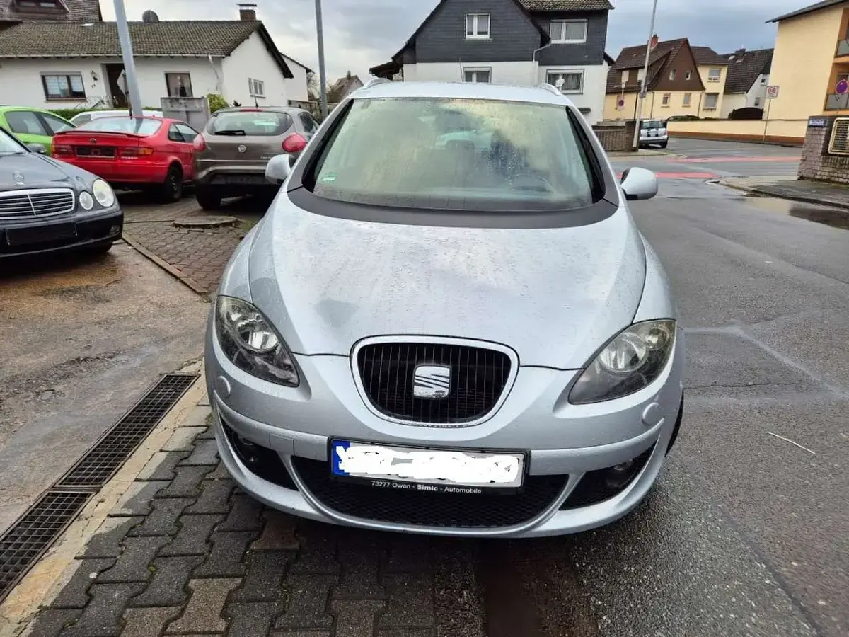 Gebraucht Seat Altea XL Comfort 170 PS (125 kW) 2008 Silbermetallic Van / Kleinbus