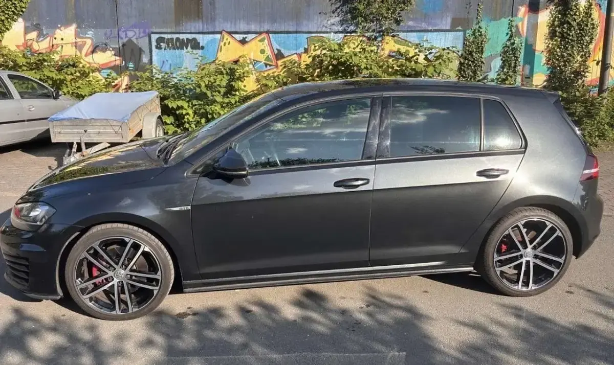 Gebraucht VW Golf VII GTD 184 PS (135 kW) 2015 Grau Limousine
