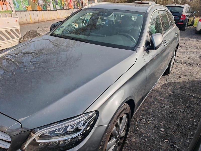 Gebraucht Mercedes C200 160 PS (117 kW) 2019 Grau Kombi