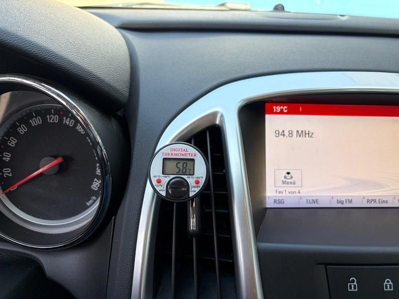 Gebraucht Opel Astra 120 PS (88 kW) 2014 Schwarz Kombi