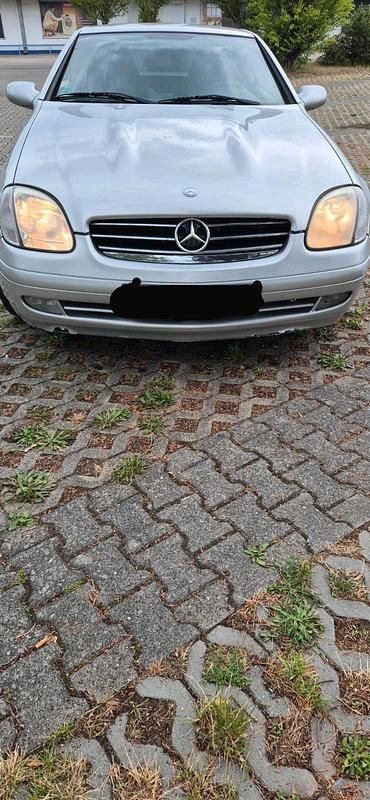Grau Gebraucht 1998 Mercedes SLK200 Cabrio | 2.350 € (Fairer Preis) - Bild 1/4