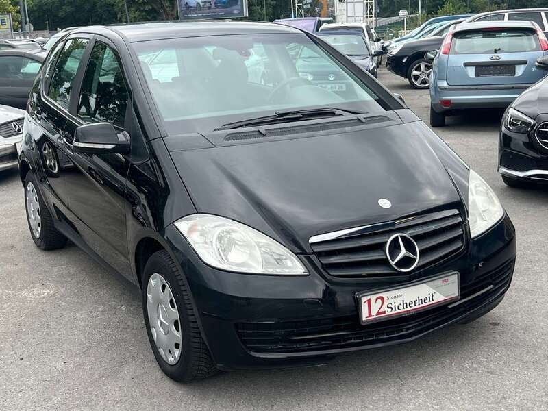 Gebraucht Mercedes A160 95 PS (69 kW) 2009 Kosmosschwarz Kleinwagen