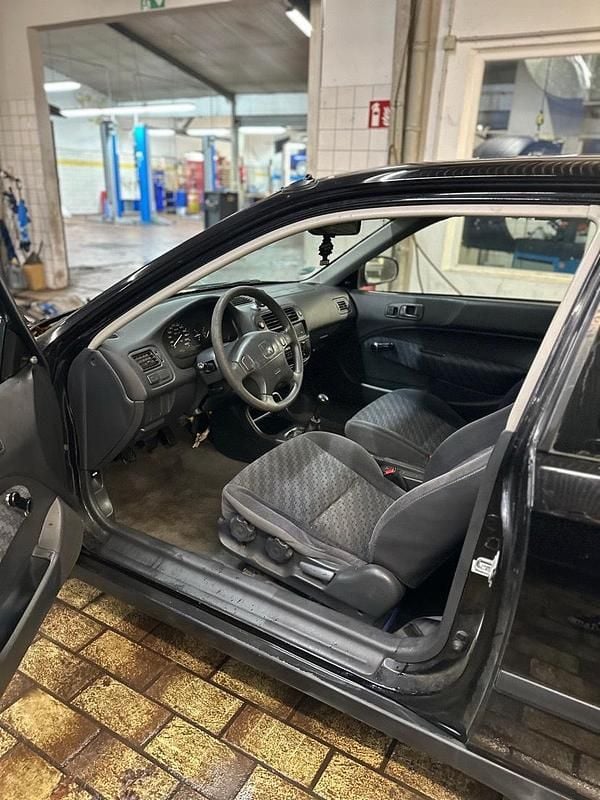 Gebraucht Honda Civic 90 PS (66 kW) 1999 Schwarz Coupé