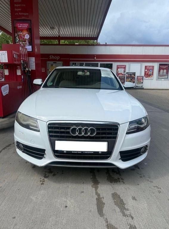 Gebraucht Audi A4 S-Line 211 PS (155 kW) 2012 Weiß Limousine