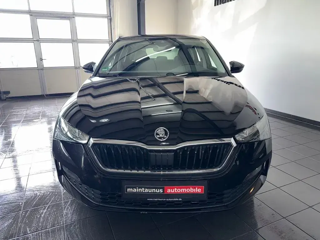 Gebraucht Skoda Scala Ambition 116 PS (85 kW) 2019 Schwarz Kleinwagen