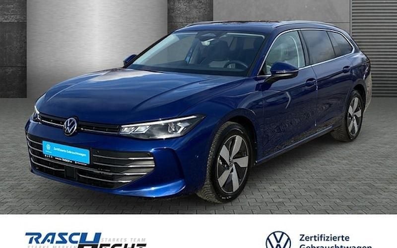 Blau Gebraucht 2025 VW Passat Business Kombi | 34.980 € (Superpreis) - Bild 1/4