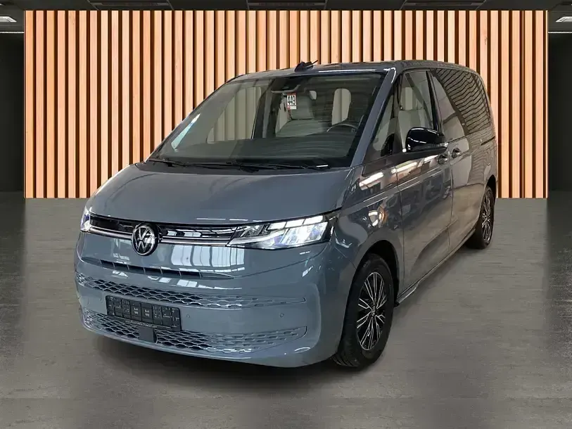 Second-hand VW Multivan Life 150 CP (110 kW) 2023 Gri Monovolum