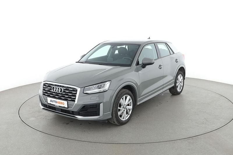 Grau Gebraucht 2019 Audi Q2 Sport SUV | 22.090 € (Fairer Preis) - Bild 1/3