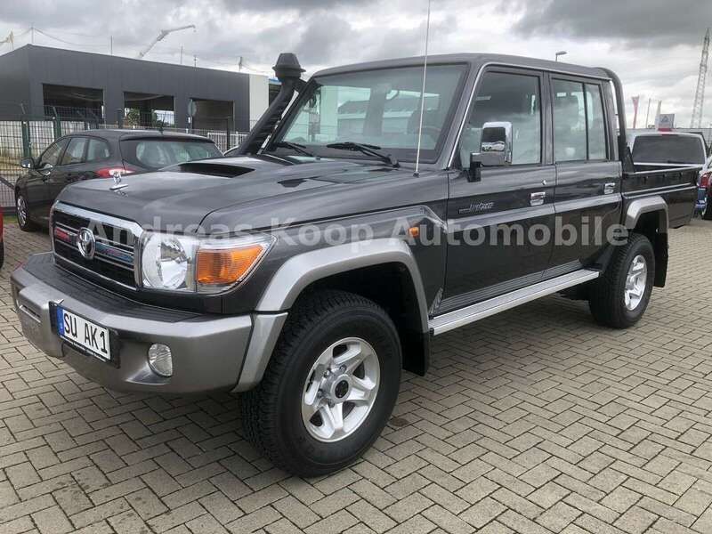 Grau Gebraucht 2022 Toyota Land Cruiser SUV | 85.980 € - Bild 1/4