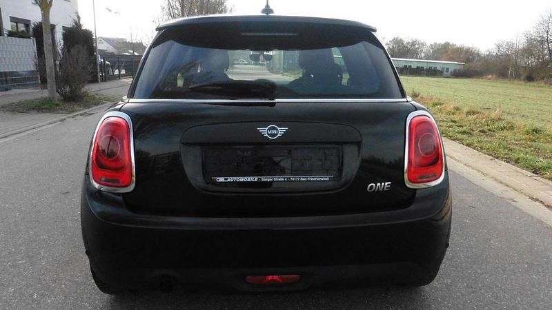 Gebraucht Mini ONE 102 PS (75 kW) 2019 Schwarz Kleinwagen