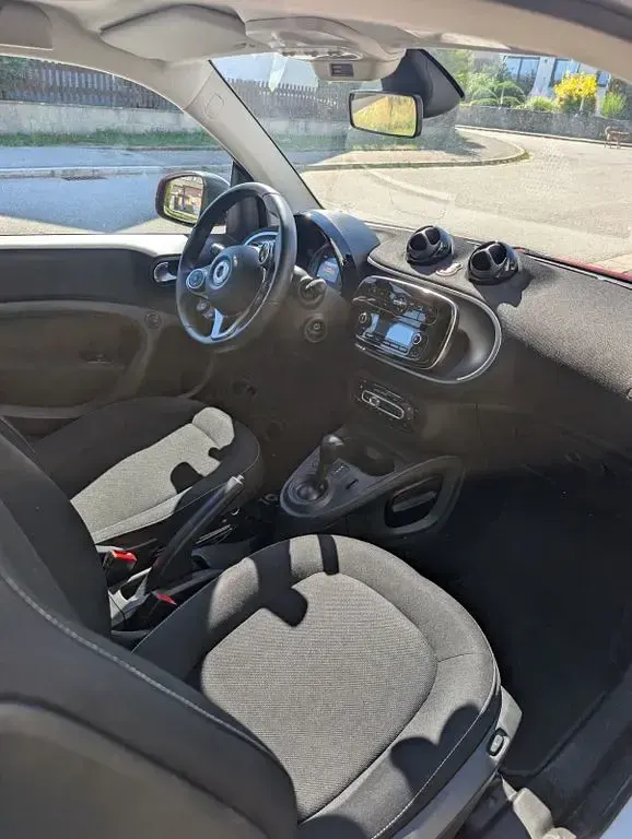 Gebraucht Smart ForTwo Coupé 90 PS (66 kW) 2018 Rot Coupé