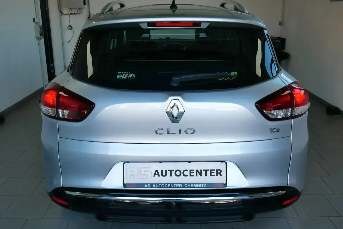 Gebraucht Renault Clio GrandTour Dynamique 90 PS (66 kW) 2015 Grau Kombi