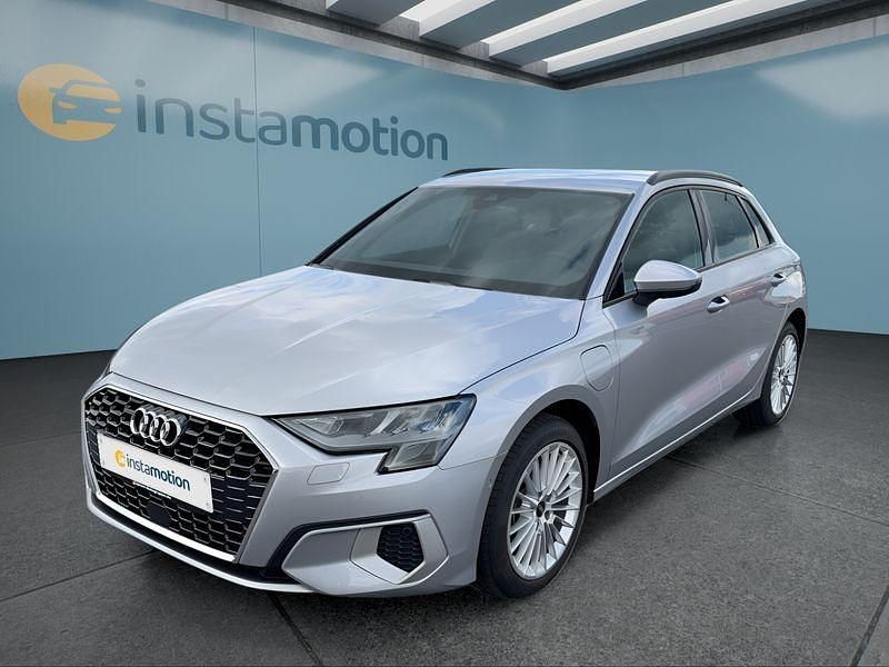 Silber Gebraucht 2024 Audi A3 Sportback e-tron Kleinwagen | 34.699 € - Bild 1/4