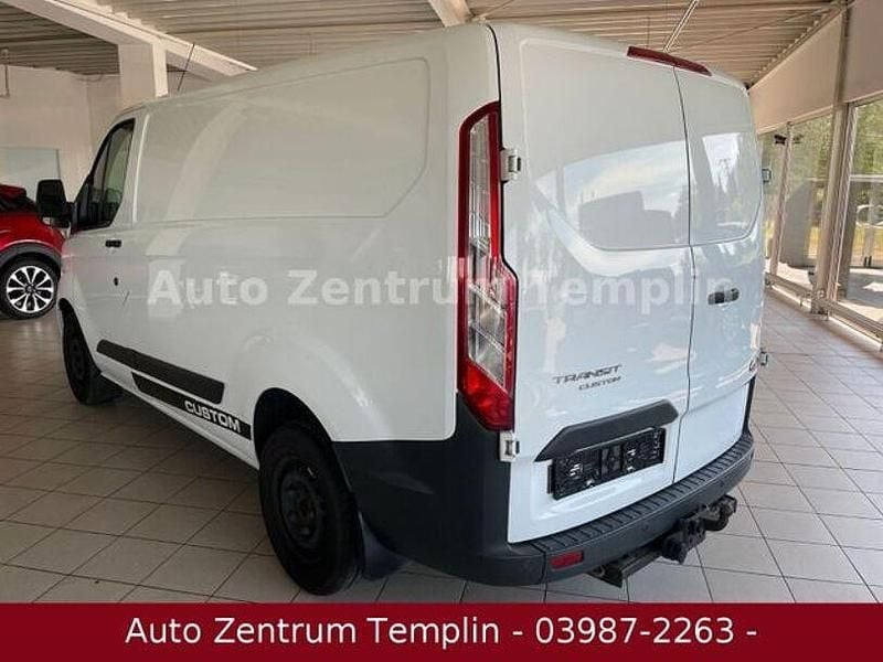 Gebraucht Ford Transit Custom Trend 131 PS (96 kW) 2018 Weiß Van / Kleinbus