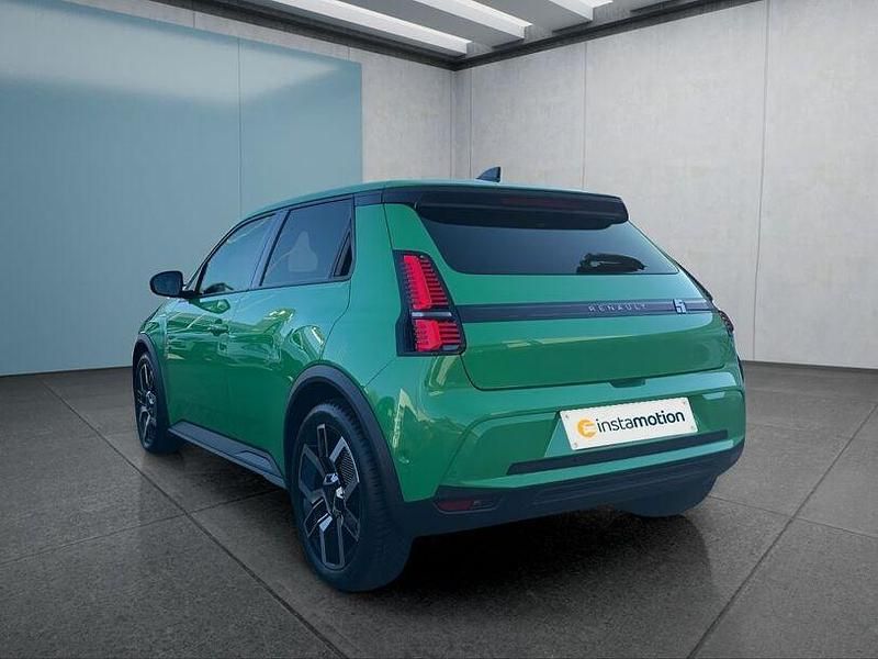 Second-hand Renault R5 2025 Verde Hatchback