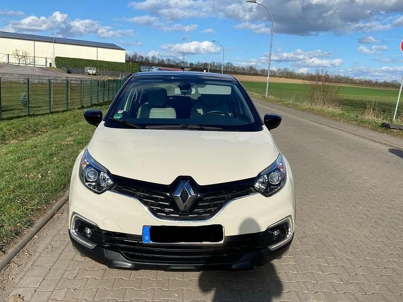 Gebraucht Renault Captur Experience 90 PS (66 kW) 2017 Beige SUV