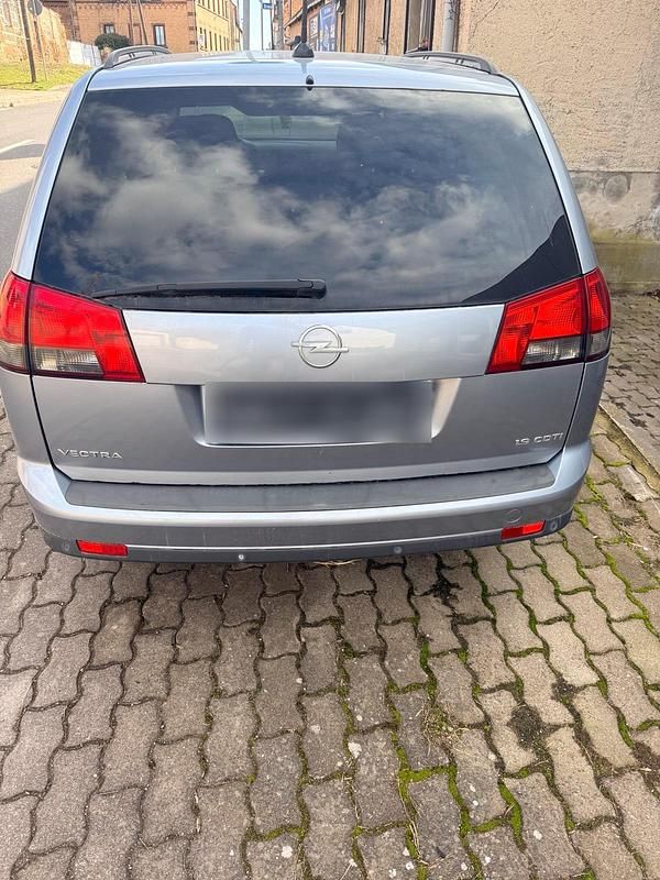 Gebraucht Opel Vectra 150 PS (110 kW) 2005 Silber Kombi
