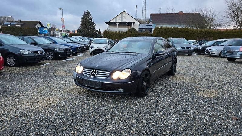 Gebraucht Mercedes CLK320 Avantgarde 218 PS (160 kW) 2002 Blau Coupé