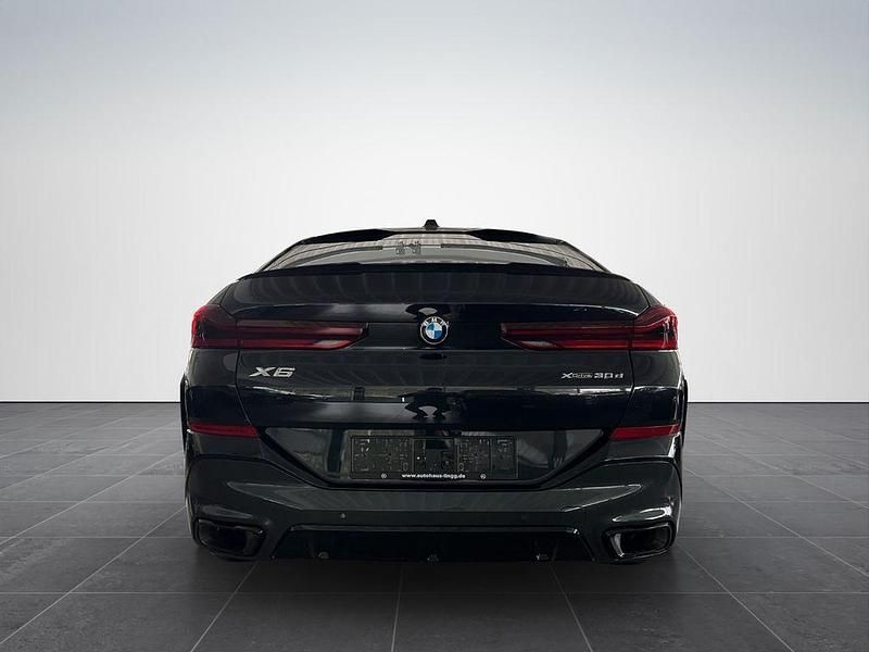 Gebraucht BMW X6 M Sport 286 PS (210 kW) 2025 Black sapphire SUV