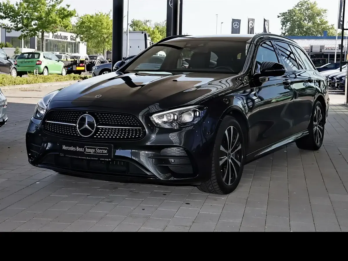 Używany Mercedes E400 AMG 330 KM (242 kW) 2021 Kombi