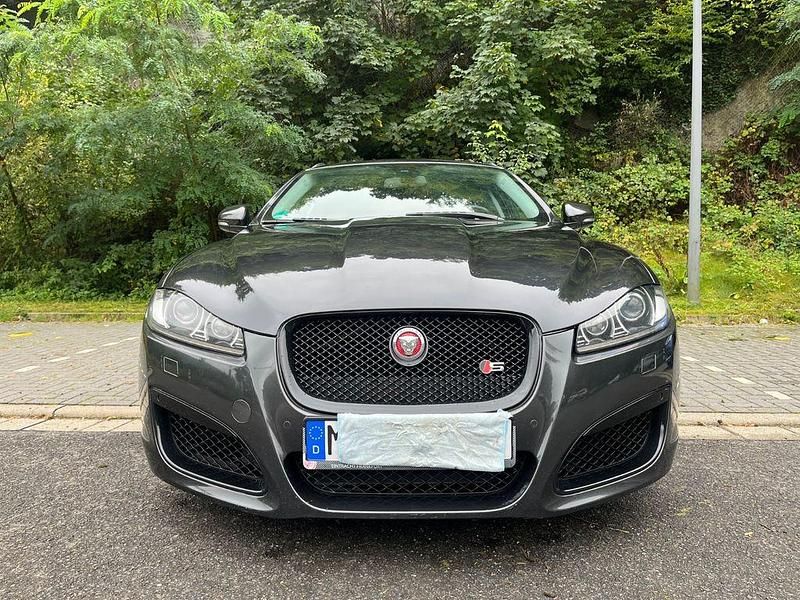 Gebraucht Jaguar XF Sportbrake S 275 PS (202 kW) 2014 Grau Kombi