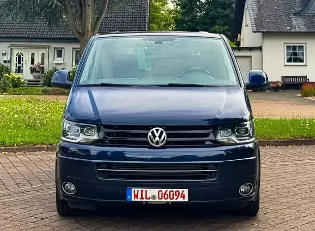 Käytetty VW Multivan 92 HP (67 kW) 2013 Andere Tila-auto