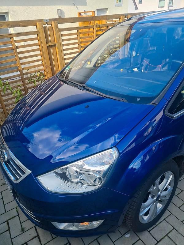 Gebraucht Ford Galaxy Titanium 160 PS (117 kW) 2014 Blau Van / Kleinbus
